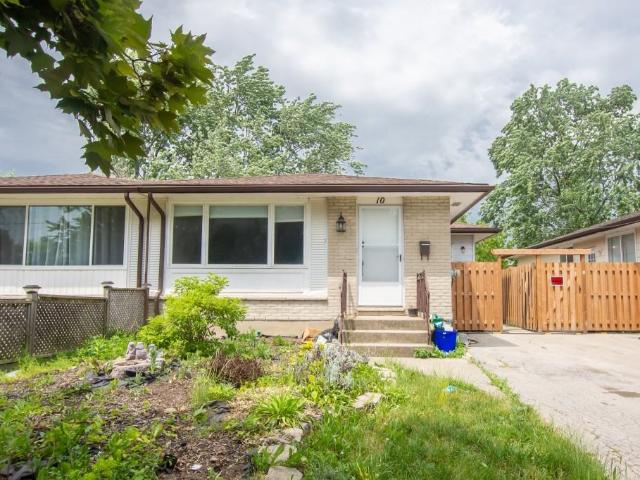 10 Wallace Street 3 Bedroom Apartment for Rent at 10 Wallace St, St. Catharines, ON L2S 1E9 Western Hill