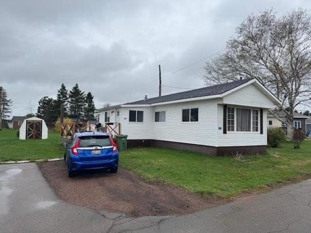 10 West Drive, Summerside, PE, C1N 5J9 house for sale | Listing ID 202611 | Royal LePage