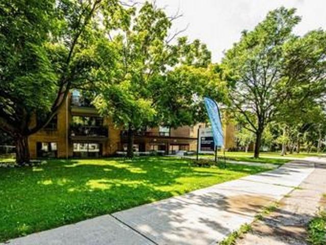 10 Wilmington 2 Bedroom Apartment for Rent at 10 Wilmington Ave, Toronto, ON M3H 5H8 Bathurst Manor