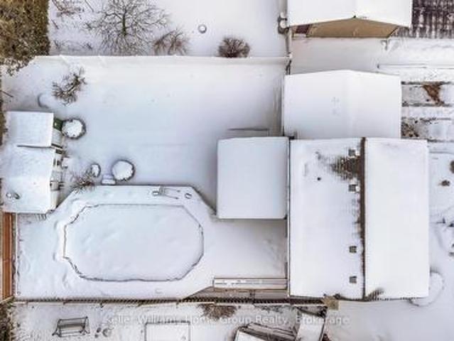 10 Woodborough Road, Guelph Kortright West, ON, N1G 3K5 house for sale | Listing ID X11991 | Royal LePage