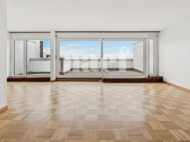 10 Zimmer, 136 m², 10. Stock