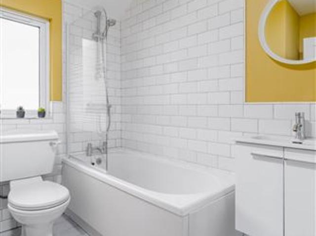 10 Annamoe Terrace, Cabra, Dublin 7, County Dublin Get Property Estate Agents 4932 MyHome. Ie Lettings