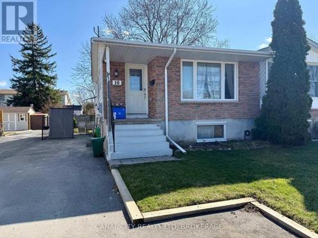 10 Baldwin Circle, Thorold Confederation Heights, ON, L2V 4H5 house for sale | Listing ID X12055 | Royal LePage