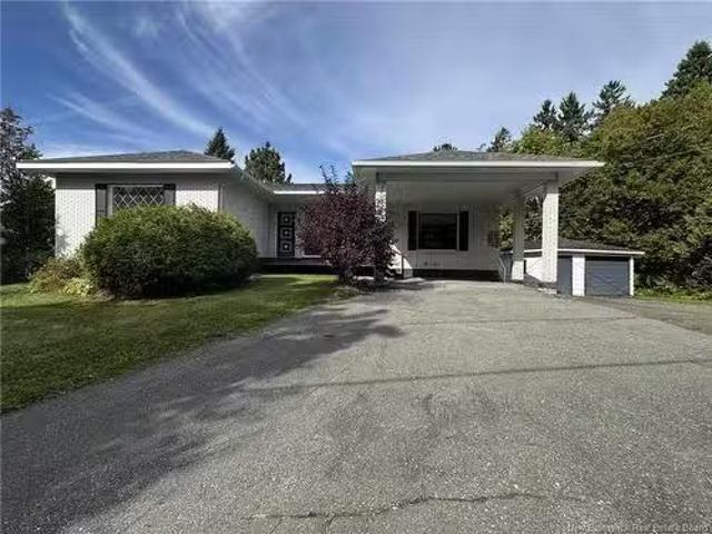 10 Beaulieu St, Saint Quentin, NB, E8A 1A9 house for sale L.