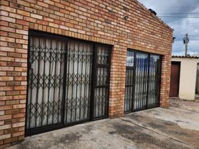 10 bedroom house on the market in mo.