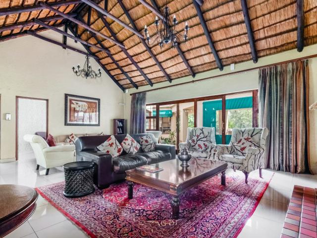 10 Bedroom House For Sale in Fourways