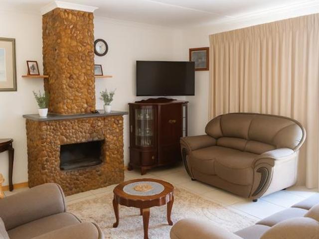 10 Bedroom House in Croydon