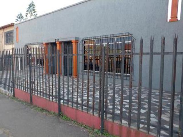 10 bedroom house in fairview business