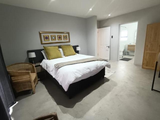 10 Bedroom House in St Francis Bay Village