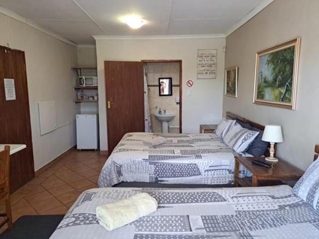 10 Bedroom House in Top Town