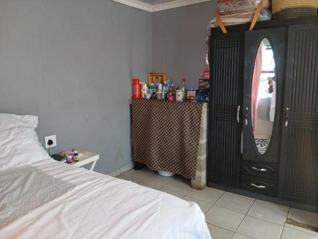 10 Bedroom House in Umzinto