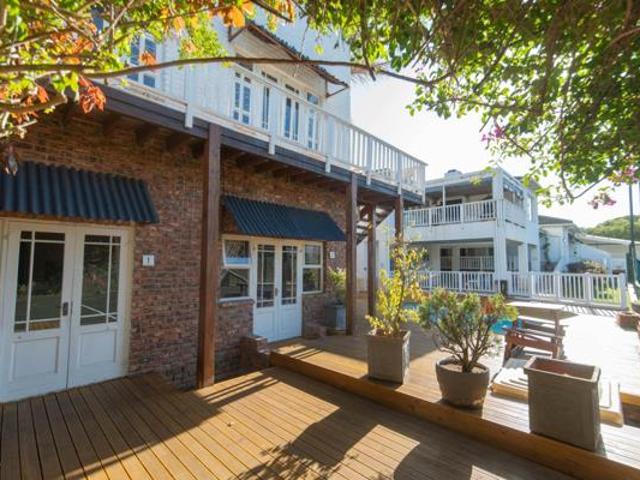 10 Bedroom House in Walmer