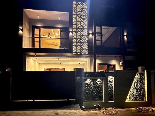 10 BHK Independent House in Channi Himmat for rent Jammu. The reference number is 20274745