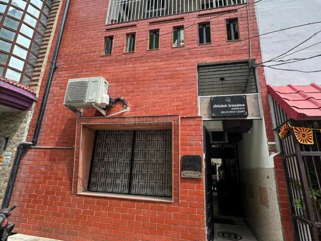 10 BHK Independent House in Ghukna for resale Ghaziabad. The reference number is 17409734