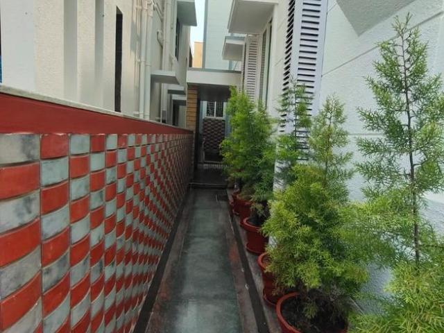 10 BHK Independent House in Horamavu for resale Bengaluru. The reference number is 9213864