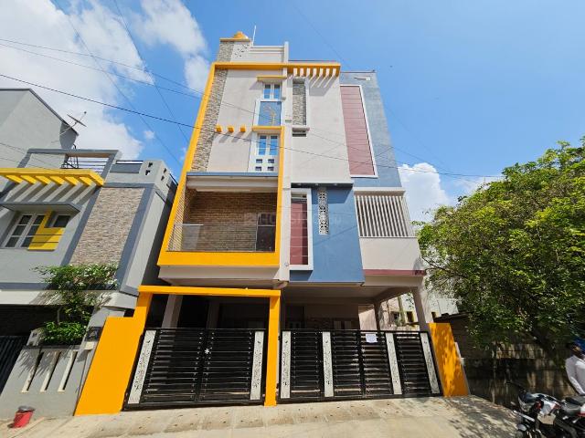 10 BHK Independent House in Singapura for resale Bangalore. The reference number is 14624059