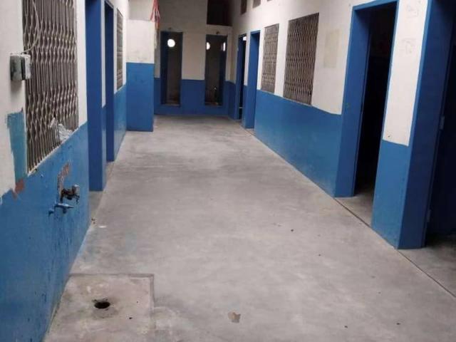 10 big rooms and 2 bathrooms Sialkot ID 08432