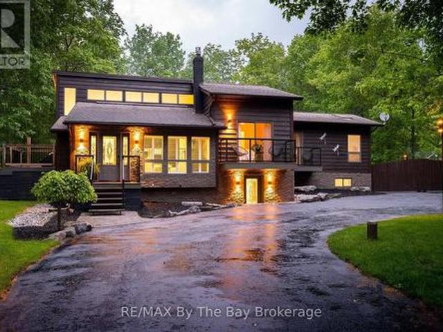 10 Birchwood Trail, Wasaga Beach, ON, L9Z 1B2 house for sale | Listing ID S13439 | Royal LePage