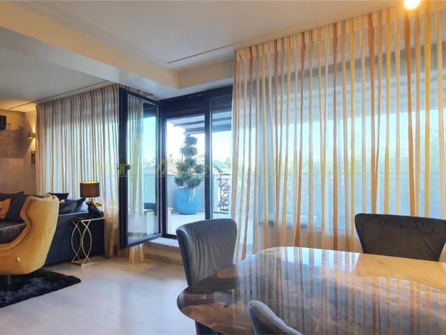 10+ Camere, casa de vanzare Bucuresti judet, Strada Maj. Av. Mircea Zorileanu 9212 •