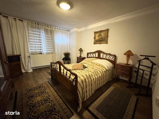 10 Camere, casa de vanzare Bacau judet, Buhoci 9269 •