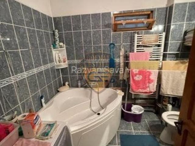 Vila 20 camere, 3 Apartamente, Compozitorilor