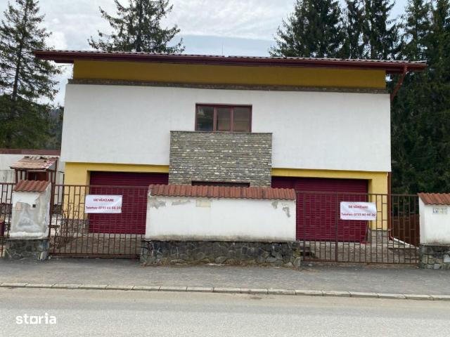 10+ Camere, casa de vanzare Prahova judet, Azuga 3066 •