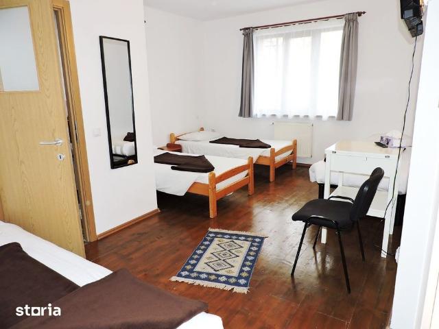 10 camere in vila, loc de parcare,in zona strazii Observator