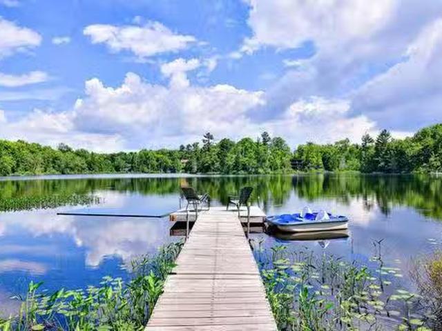 10 Ch. Des Outardes, Sainte Anne Des Lacs, QC, J0R 1B0 house.