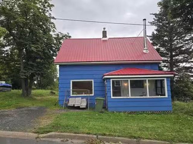 10 Chestnut Street, Trenton, NS, B0K 1X0 house for sale Lis.