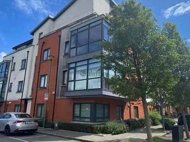 10 Churchwell Drive, Clongriffin, Dublin 13 is for rent