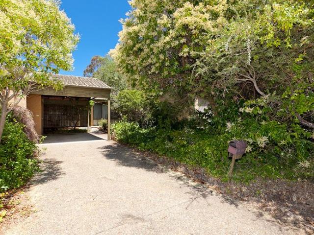 10 Connelly Place, Belconnen, ACT 2617 Townhouse for Rent Ray White Canberra