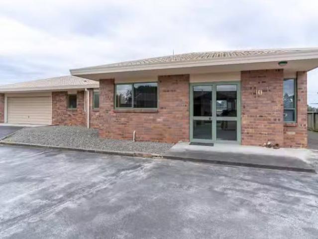 10 Daley Place, Winton, Southland For Sale