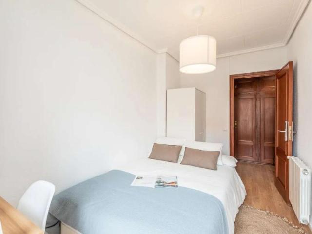 10 Dormitorio Shared Living/Roommate Valencia Valencia 103843959