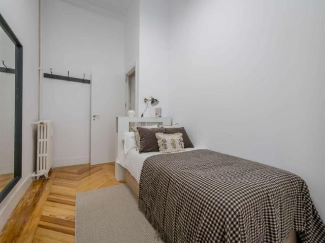 10 Dormitorio Shared Living/Roommate Madrid Madrid LS101814330