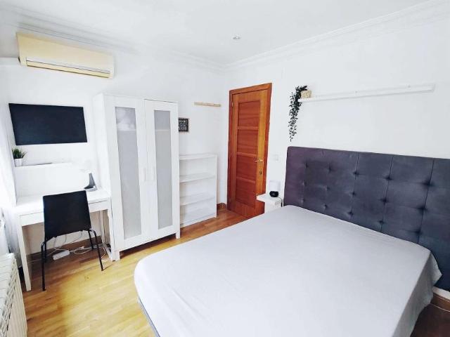 10 Dormitorio Shared Living/Roommate Madrid Madrid LS93915133