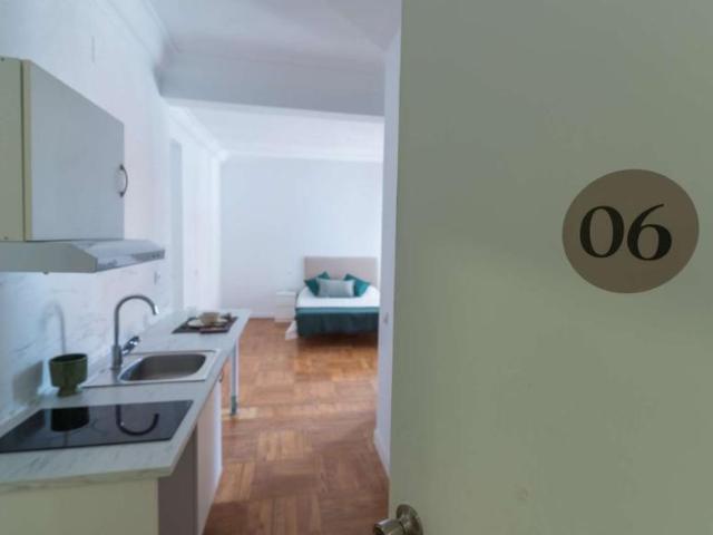 10 Dormitorio Shared Living/Roommate Madrid Madrid 94551607