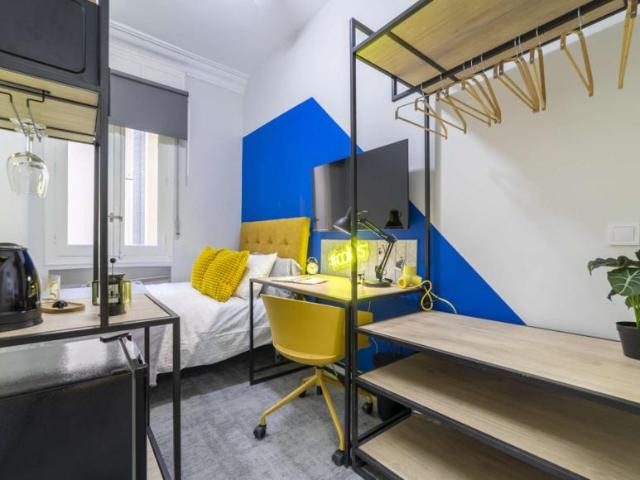 10 Dormitorio Shared Living/Roommate Madrid Madrid 98102660