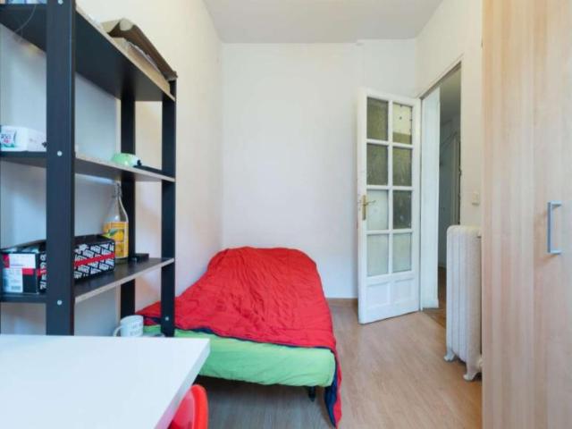 10 Dormitorio Shared Living/Roommate Madrid Madrid 99798801