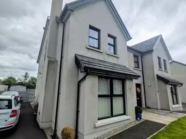 10 Drumsurn Court