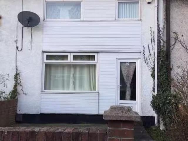10 Ederny Walk