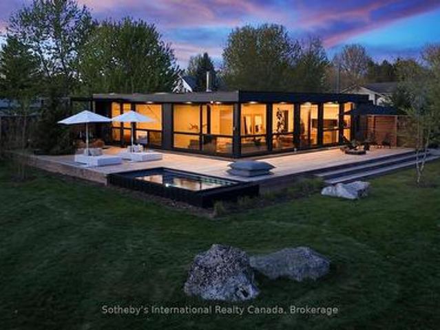 10 Eureka Street, Lambton Shores Forest, ON, M0N 1J0 house for sale | Listing ID X13146 | Royal LePage