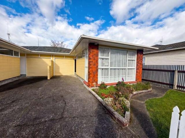 10 Florence Avenue, 10930, Palmerston North City