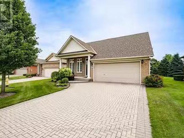 10 Golden Bear, Whitchurch Stouffville, ON, L4A 1N3 house fo.