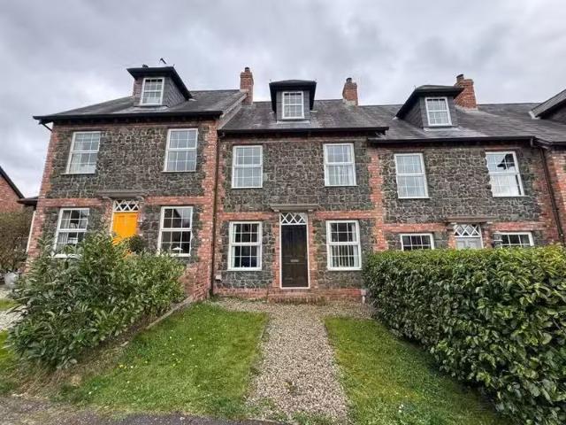 10 Hedgelea Road