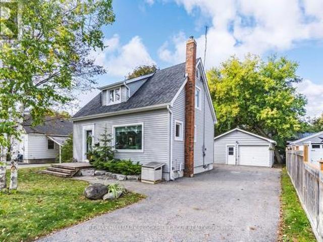 10 Holgate Street, Barrie, ON, L4N 2T5 house for sale | Listing ID S13149 | Royal LePage
