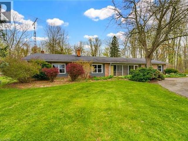 10 Huisman Lane, Hamilton, ON, L8N 2Z7 Luxury House for sale | Listing ID 40830 | Royal LePage Carriage Trade Luxury Properties