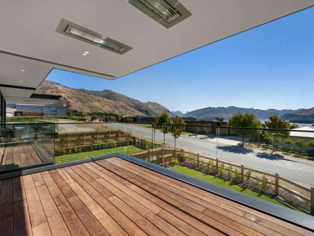 10 Kamana Rise, Wanaka