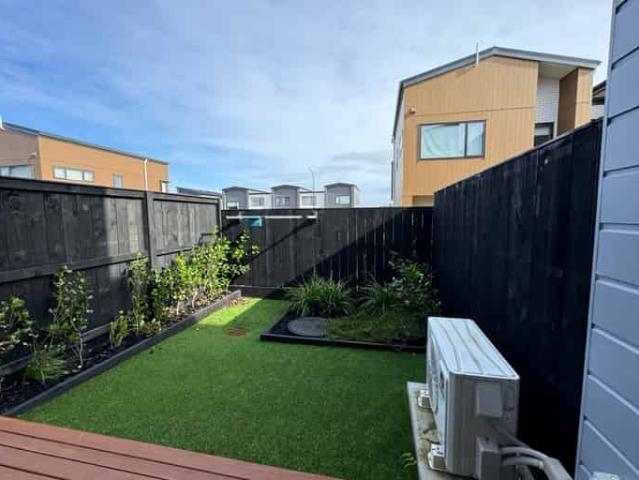 10 Kiato Lane, Flat Bush, Manukau City