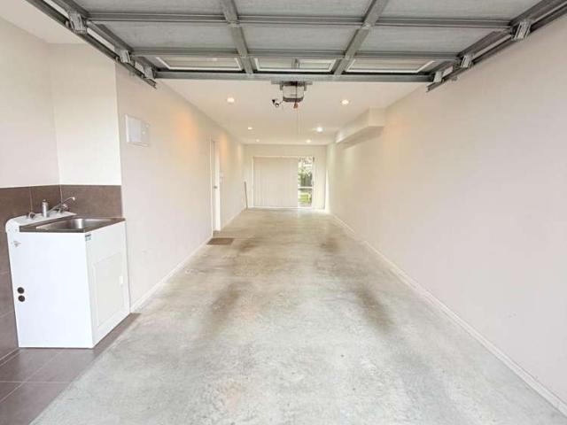 10 Killarney Drive, Flat Bush, Manukau City