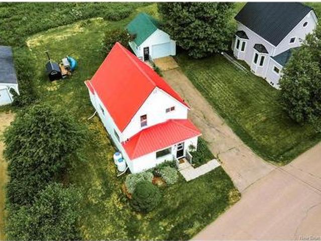 10 Kirk St, Sackville, NB, E4L 3E8 house for sale | Listing ID NB140112 | Royal LePage